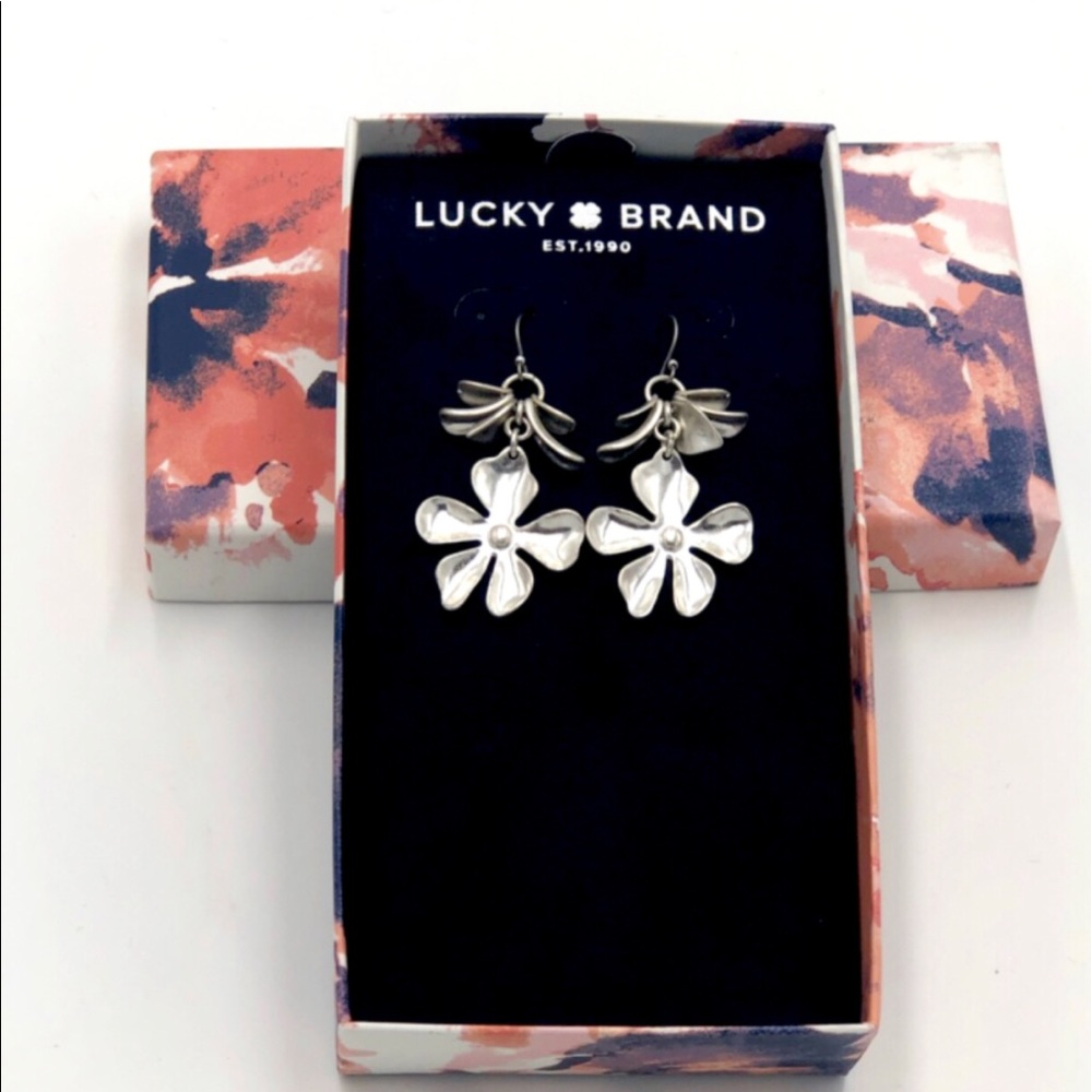 Lucky Brand🍀ST Floral Petal Drop Earrings - Picture 8 of 10